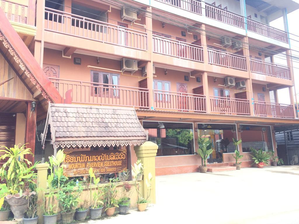 Happy River View Hotel Vang Vieng Exterior photo