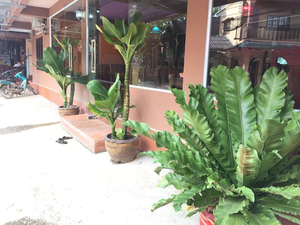 Happy River View Hotel Vang Vieng Exterior photo